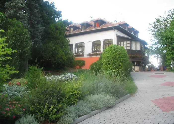 מלון Krisztina Panzio Balatonalmádi