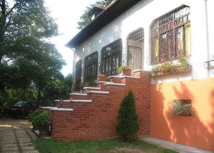 Krisztina Panzio Otel Balatonalmádi